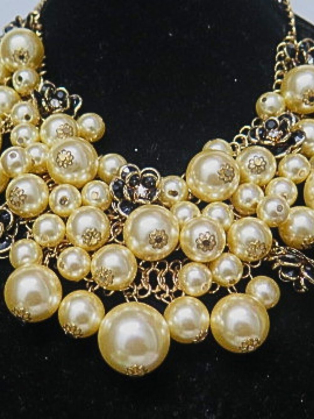 Vintage Faux Pearl Black Flower Statement Bib Necklace